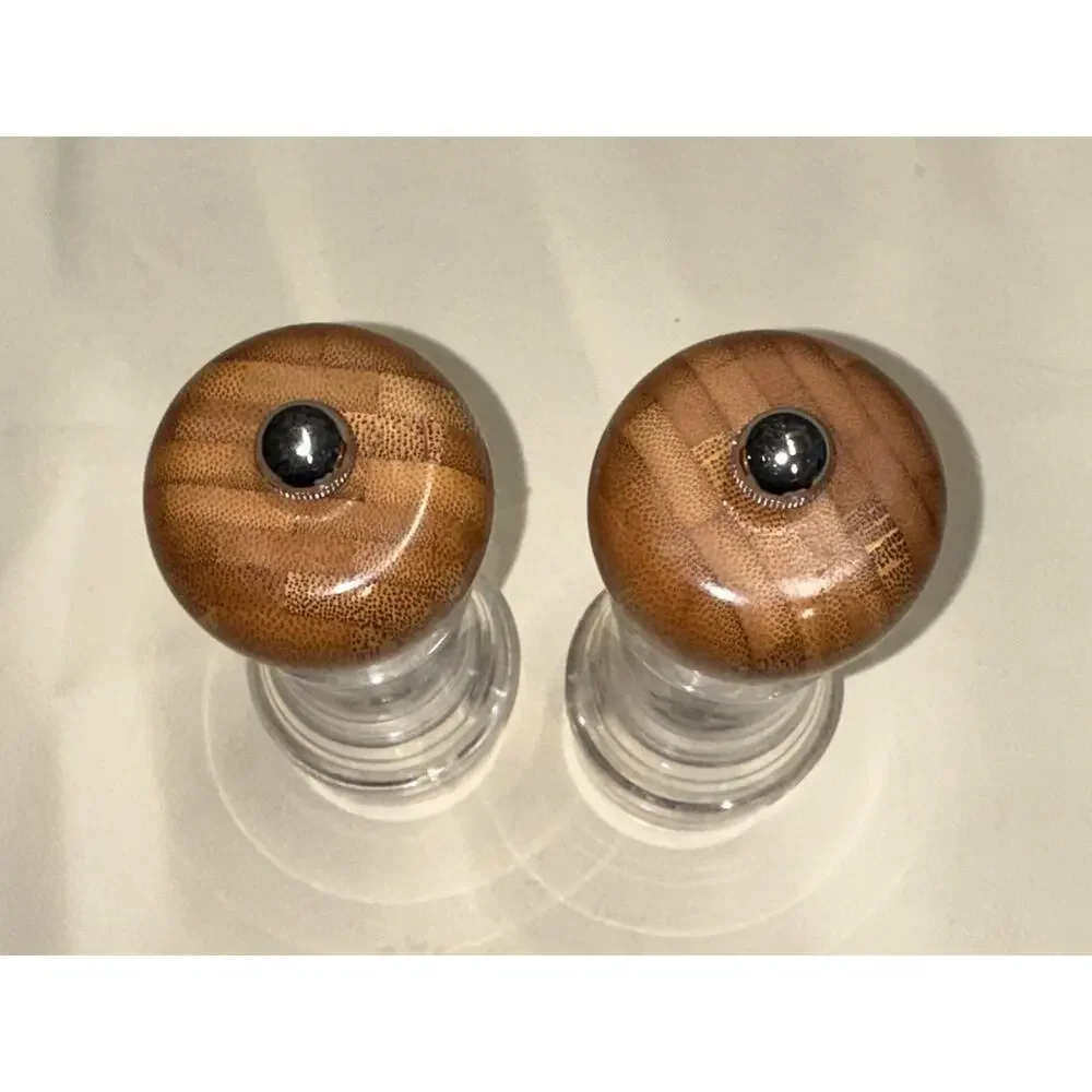 PAMPERED CHEF Bamboo Salt & Pepper Grinders • Pair • 7